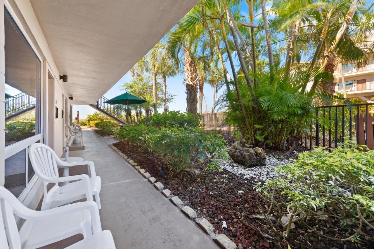 Caribbean Beach Club Fort Myers Beach Buitenkant foto
