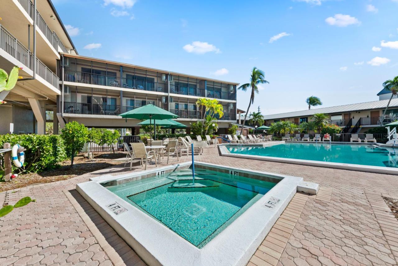 Caribbean Beach Club Fort Myers Beach Buitenkant foto